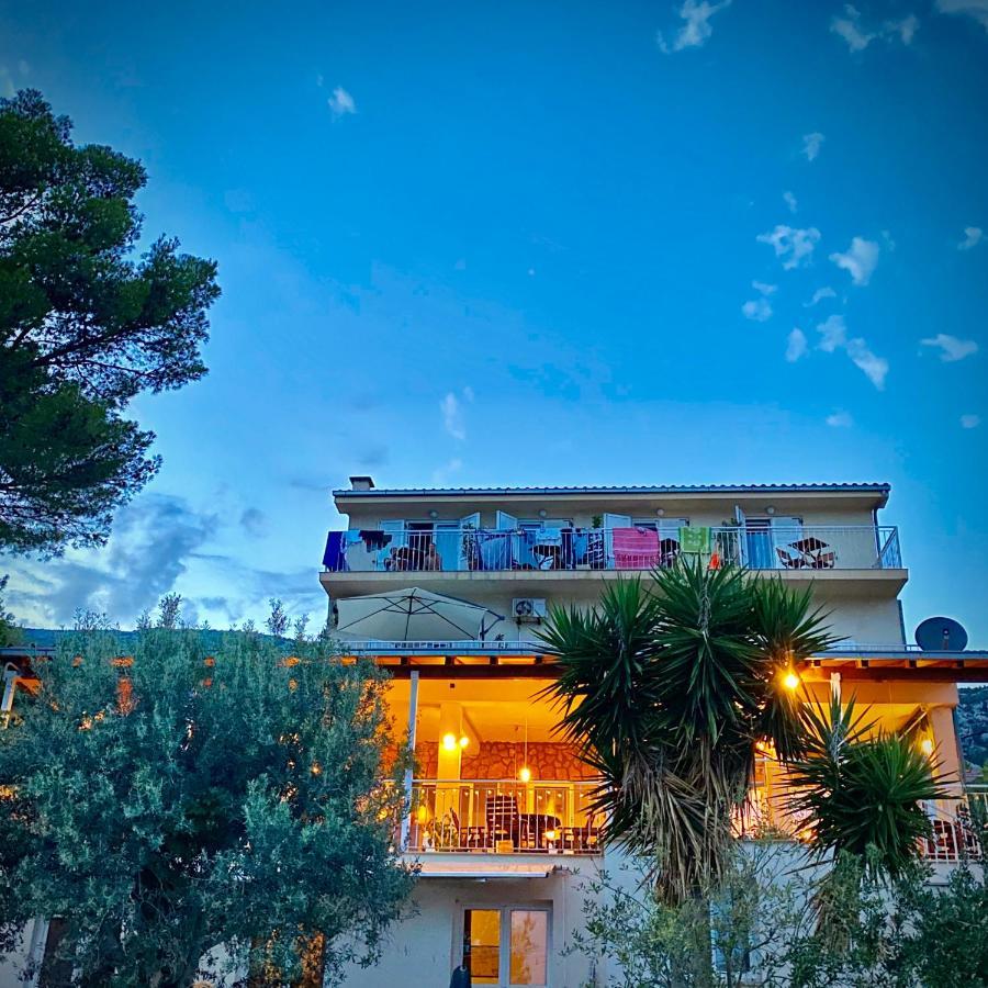 Villa Veli Nova Zavala Ngoại thất bức ảnh