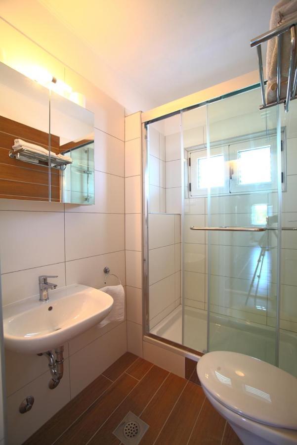 Villa Veli Nova Zavala Phòng bức ảnh
